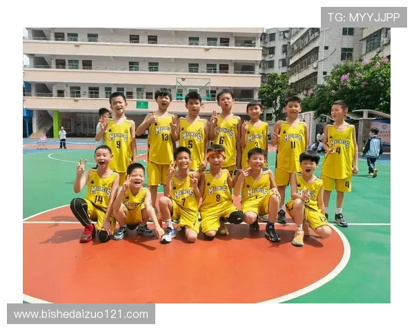 以篮球为纽带探索团队合作与青春奋斗精神的无限可能